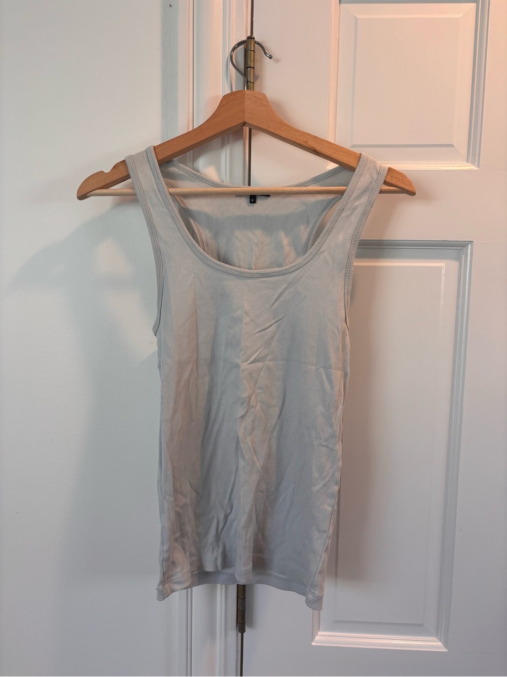 Theory Light Gray Scoop Neck Tank Top